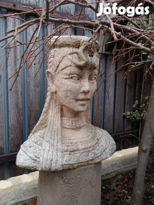 Virágtartó Egyiptom isten Egzotikus kerti szobor Fagyálló műkő