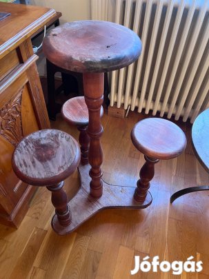 Virágtartó állvány