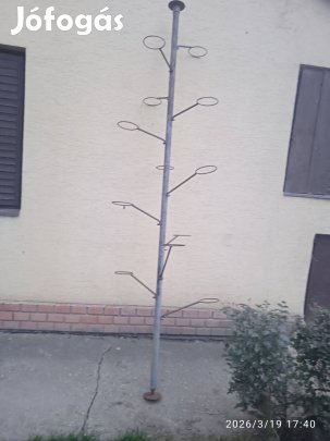 Virágtartó állvány