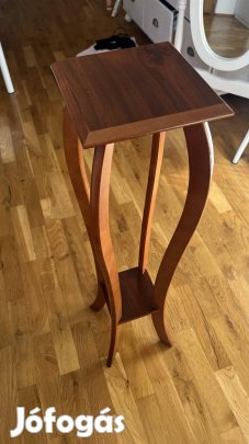 Virágtartó állvány