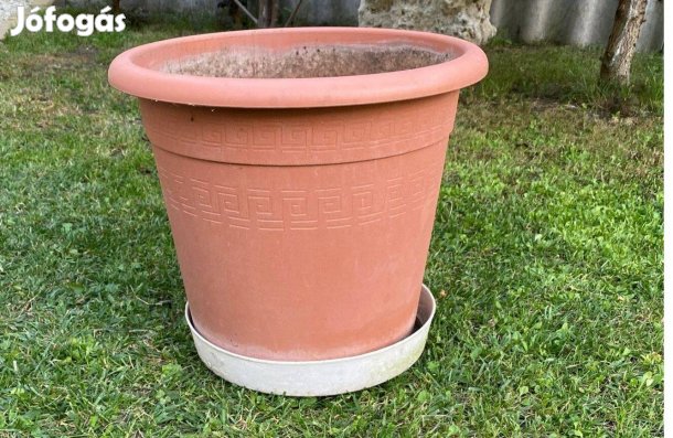 Virágtartók virágládák akasztós tartók többféle méretben eladó