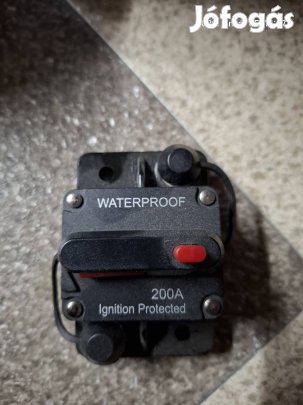 Visszakapcsolható biztosíték