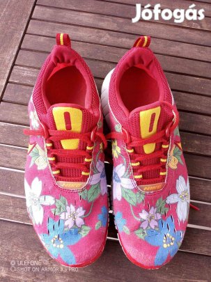 Vitorlás cipő, Nike