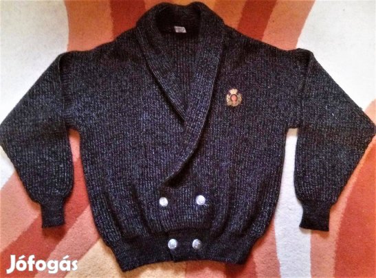 Vitorlázós fazonú, laza kötésű, lezser kardigán