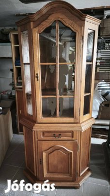 Vitrinies, sarokszekrény eladó!