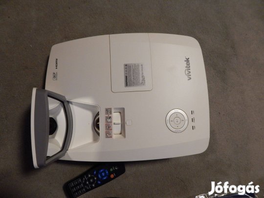 Vivitek dh758ust rövid vetítésü projektor/vetítő