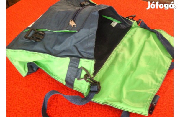 Vízálló kézitáska, Atlantik erős válltáska 28x11x37 cm