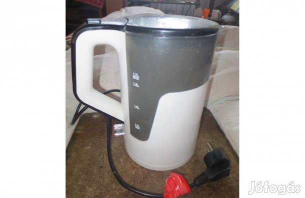 Vízforraló eladó. ( fehér- szürke színű )