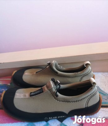 Vizicipő,fürdőcipő,,37-méret,tengerpartra kiváló!/77