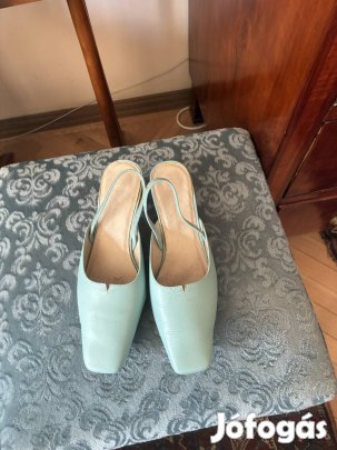 Vízkék bőrszandál, 37-es méret