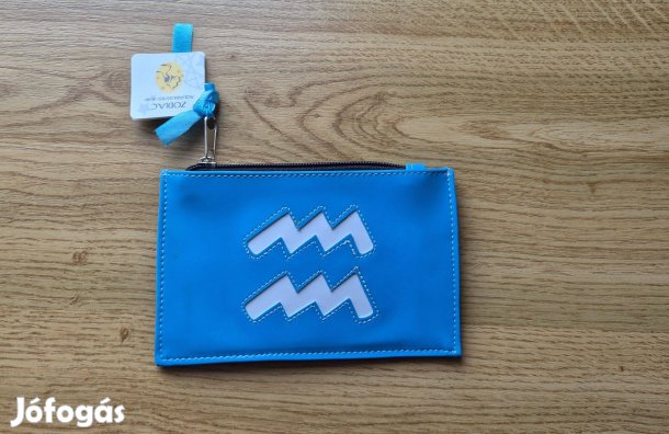 Vízöntő kozmetikai táska neszeszer új