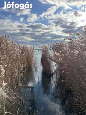 Vízparti Telek Balatonakaliba