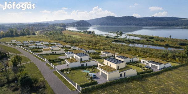 Vízparti álomotthon