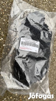 Vízszintes csomagrögzítő háló csomagtartóba