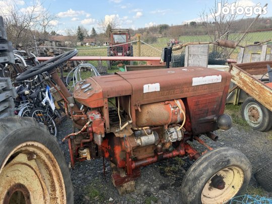 Vlagyimirec T25 eladó alkatrésznek 