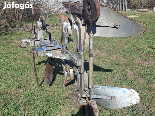 Vogel & Noot egyfejes váltvaforgató eke