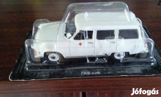 Volga GAZ 22B "mentö" kisauto modell 1/43 Eladó