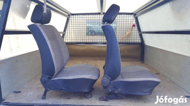 Volkswagen 80-as évek autóiba első ülések