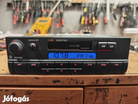 Volkswagen Alpha IV gyári kazettás autórádió