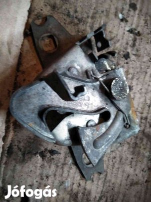 Volkswagen Caddy 95-02 Motorháztető Zárszerkezet