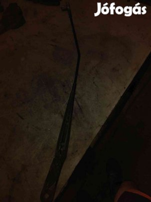 Volkswagen Caddy III 03-09 Jobb Első Ablaktörlő Kar