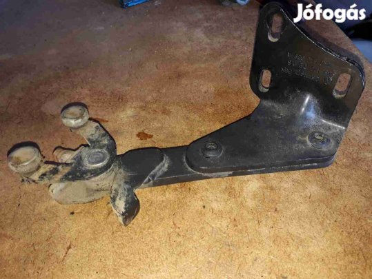 Volkswagen Caddy III 03-09 Jobb Tolóajtó Alsó Görgő