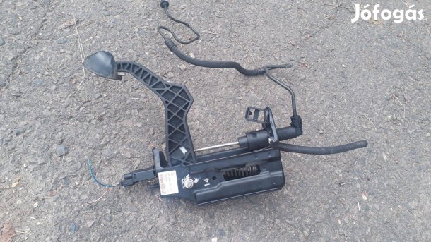 Volkswagen Golf 4 Bora 1.9 TDI kuplung pedál kinyomó