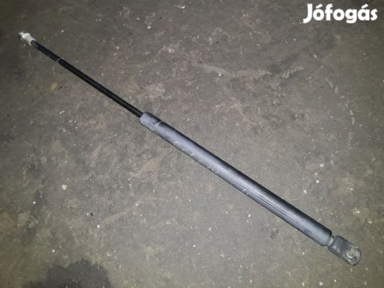 Volkswagen Golf IV Csomagtérajtó Teleszkóp