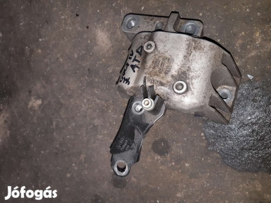 Volkswagen Golf IV Jobb Motortartó Bak