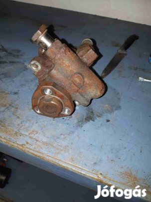 Volkswagen Golf IV Kormányszervó Szivattyú