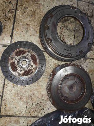 Volkswagen Golf IV Kuplung Szett + Egytömegű Lendkerék