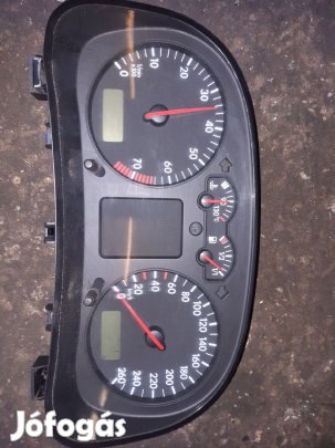 Volkswagen Golf IV Óraegység / Kilométeróra