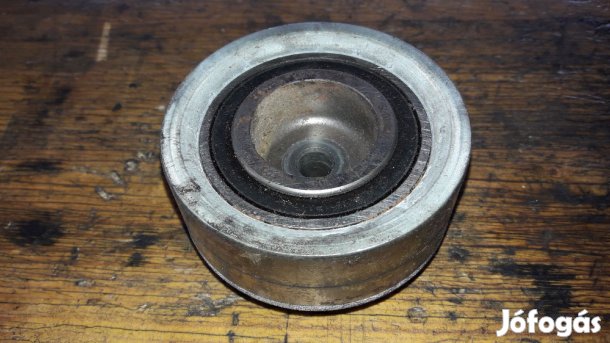 Volkswagen Golf IV Vezető Görgő