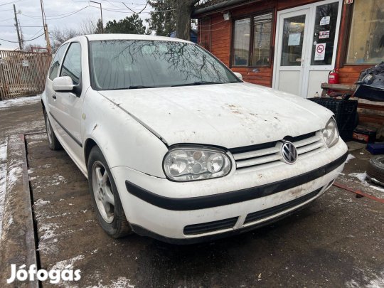 Volkswagen Golf IV (2000) 1.4i Ahw Alkatrészek #M3509