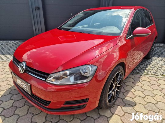 Volkswagen Golf VII 1.6 TDI BMT Trendline Szép...