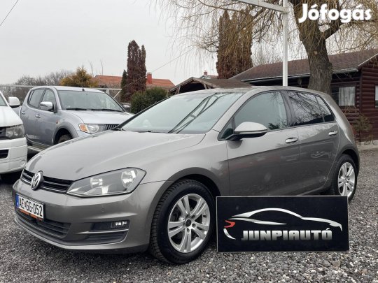 Volkswagen Golf VII 1.6 Új vezérléssel Friss ol...