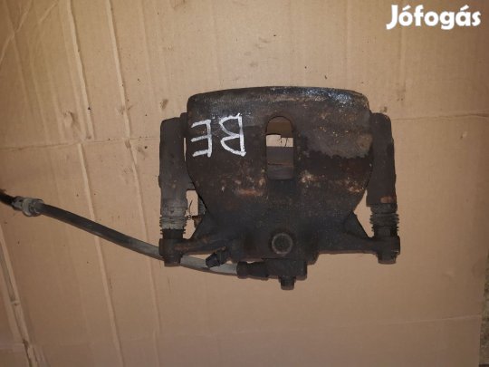 Volkswagen Golf VII Bal Első Féknyereg