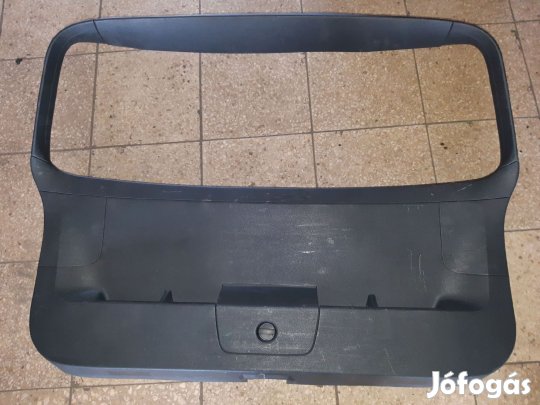 Volkswagen Golf VII Csomagtérajtó Burkolat
