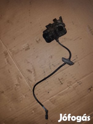 Volkswagen Golf VII Tankajtó Zár Motor