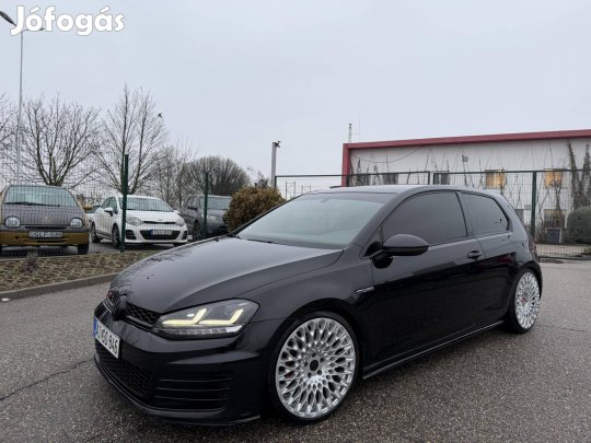 Volkswagen Golf VII Variant 2.0 TDI BMT GTD DSG