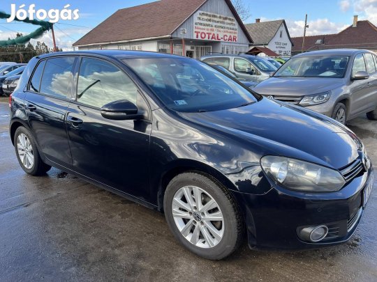 Volkswagen Golf VI 2.0 TDI Highline Szervizkönyves