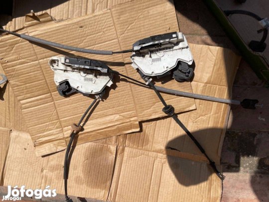 Volkswagen Golf VI jobb hátsó, bal első, bal hátsó ajtózár 2010-től