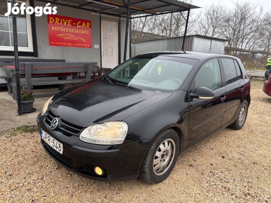 Volkswagen Golf V 1.9 PD TDI Comfortline