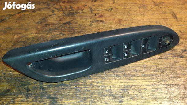 Volkswagen Golf V Ablakemelő + Központizár Kapcsoló + Elektromos