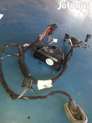 Volkswagen Golf V Audio Erősítő