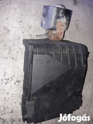 Volkswagen Golf V Biztosítéktábla / Relé Tábla Burkolat