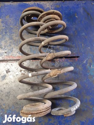 Volkswagen Golf V Hátsó Rugó Pár