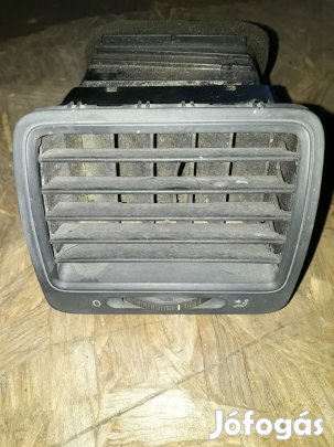 Volkswagen Golf V Jobb Első Szellőző