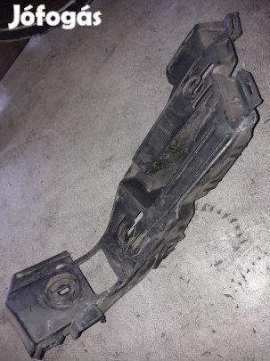 Volkswagen Golf V Jobb Hátsó Lökhárító Tartó