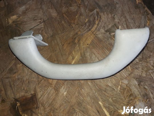 Volkswagen Golf V Kapaszkodó